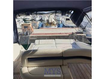 Princess Yachts V 42