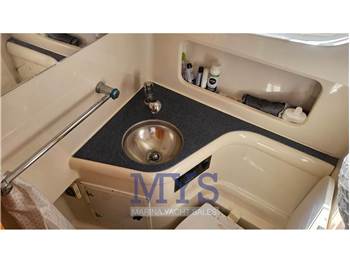 Pursuit Tiara 3100 Offshore