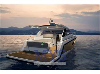 Sealine S335