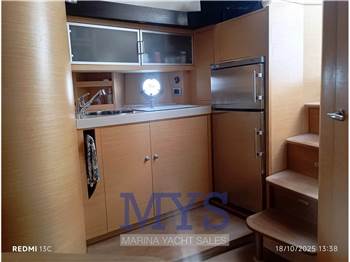 Cranchi MEDITERRANEE 43 HARD TOP