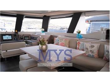 Fountaine Pajot Power 67