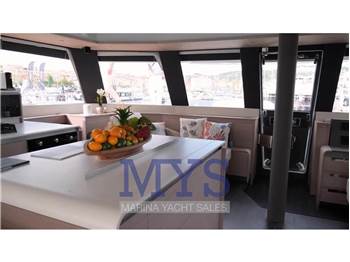 Fountaine Pajot Power 67
