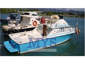 Bertram Yacht 28 Fly