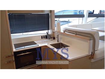 Princess Yachts F 49