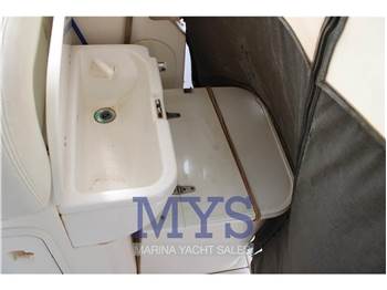 Wellcraft Marine 290 Coastal FB