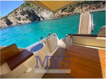 Cranchi CRUISER 32