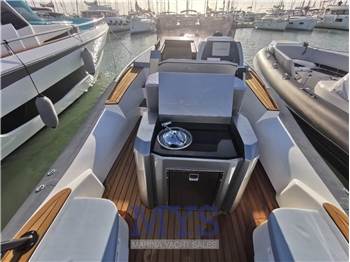 Python yacht 27s