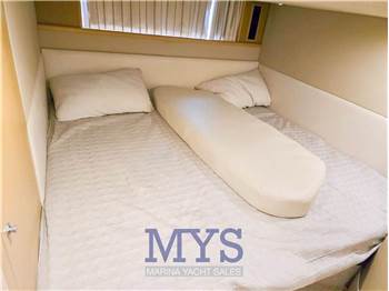 Princess Yachts V48