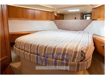 Hatteras 54 Convertible