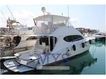 Hatteras 54 Convertible