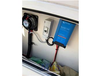 Sessa Marine Islamorada 23'