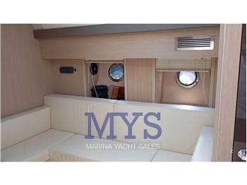 Cranchi M44 HT