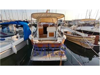 Fratelli Aprea 750 Cabin