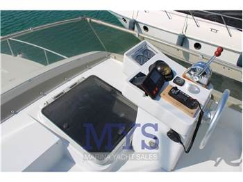 Ferretti Yachts FERRETTI 39 FLY