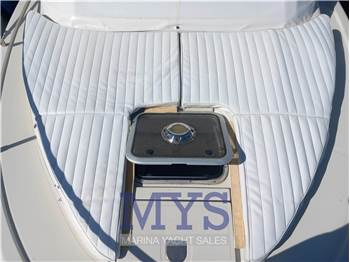 Cayman 30 Fly