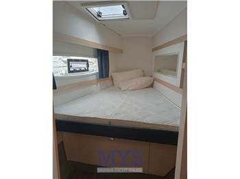 Fountaine Pajot Lucia 40