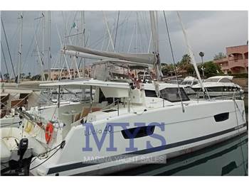 Fountaine Pajot Lucia 40
