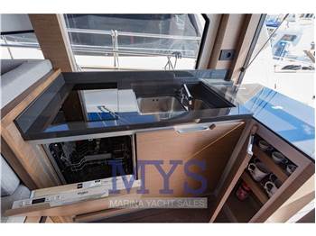Cayman Yachts S520 NEW