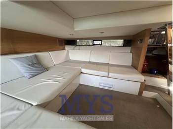 De Antonio Yachts D42 Open