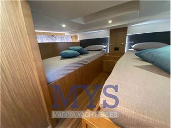 Cayman Yachts 400 WA NEW