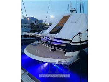 Pershing 43