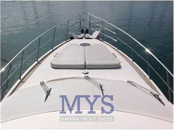 Azimut 62