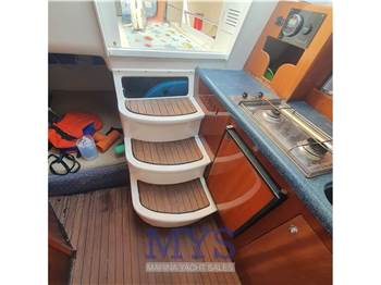 Rio Yachts 750 Day Cruiser