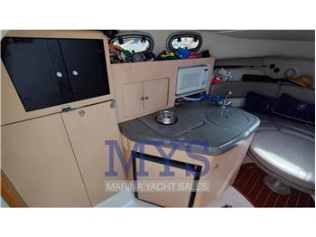 Boston Whaler 28 CONQUEST
