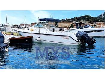 Boston Whaler 28 CONQUEST