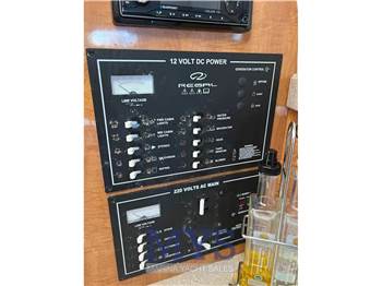 Regal Marine COMMODORE 2665