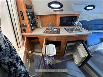 Regal Marine COMMODORE 2665