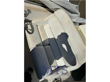 Regal Marine COMMODORE 2665