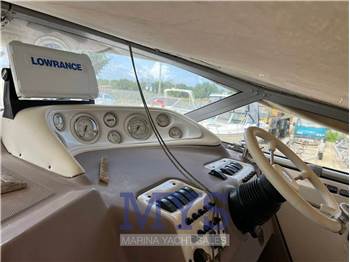 Regal Marine COMMODORE 2665