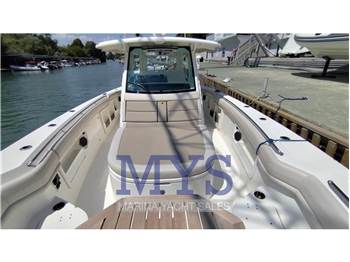 Boston Whaler 380 Outrage