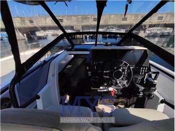 Virtue Yachts V10 Top