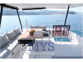 Fountaine Pajot MY 44
