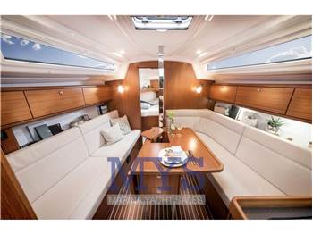 Bavaria CRUISER 34