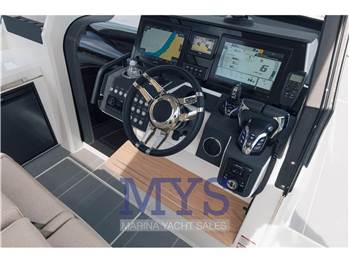 QUARKEN 35 GRAND TOURER