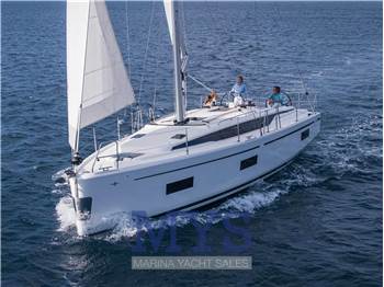 Bavaria C42