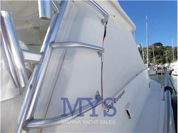 Boston Whaler 345 CONQUEST
