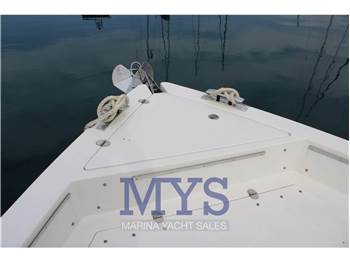 De Antonio Yachts D42 Open