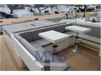 De Antonio Yachts D42 Open