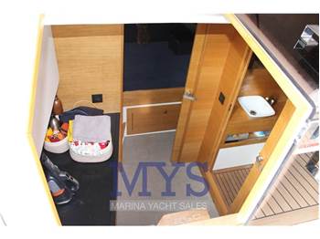 De Antonio Yachts D42 Open