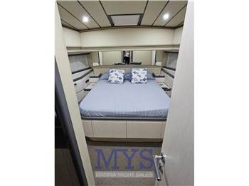Ferretti Yachts FERRETTI 70