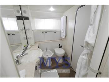 Ferretti Yachts FERRETTI 70