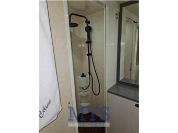 Ferretti Yachts FERRETTI 70