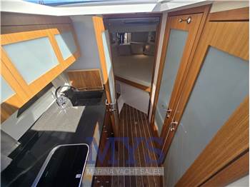 Marex 310 Sun Cruiser
