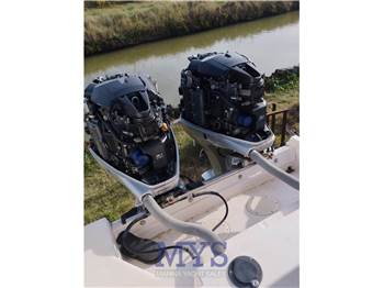 Grady White Boats 248 Voyager WA