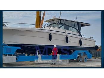 Cayman 38 WA