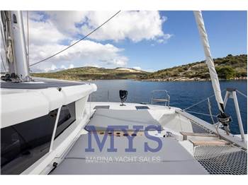 Dufour Catamarans 44 Sail